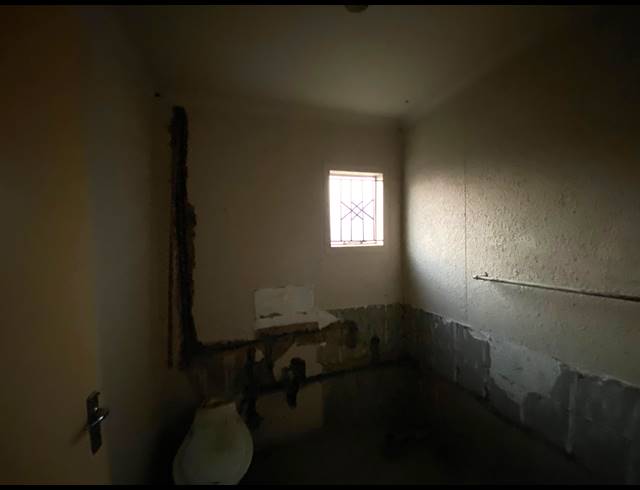 2 BEDROOM HOUSE FOR SALE IN EVATON WEST